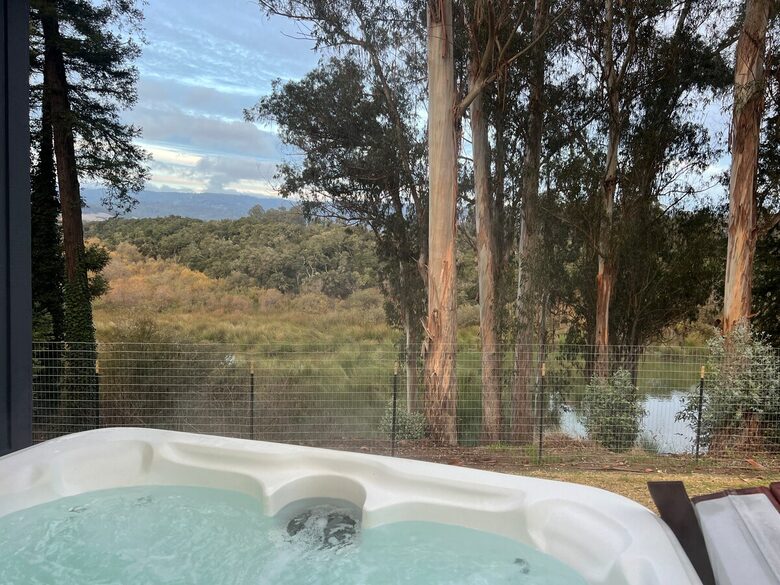 Hidden Lake House With Hot Tub & Views - Watsonville, California
