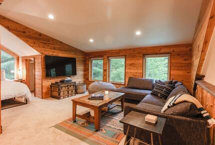 Relax in Cottonwood Cabin - Packwood, Washington