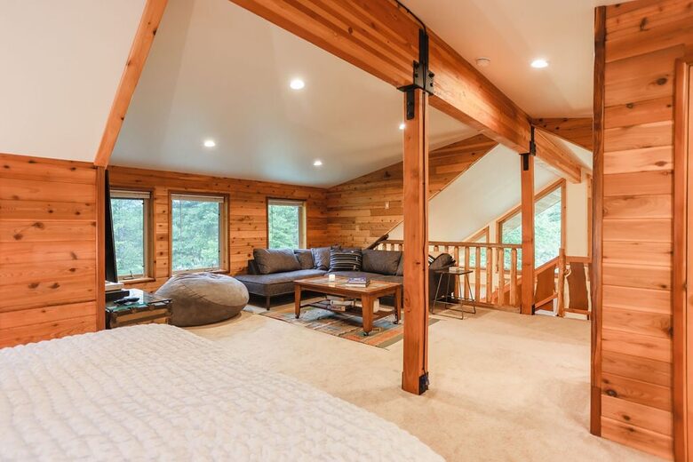 Relax in Cottonwood Cabin - Packwood, Washington