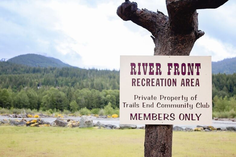 Relax in Cottonwood Cabin - Packwood, Washington