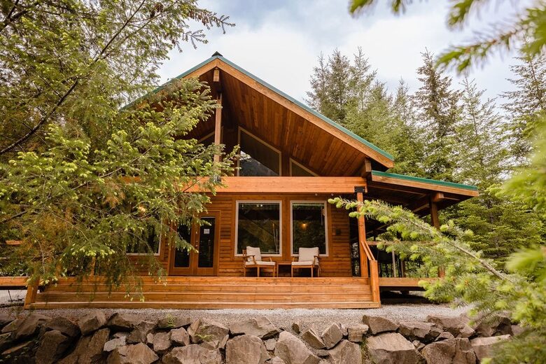 Relax in Cottonwood Cabin - Packwood, Washington