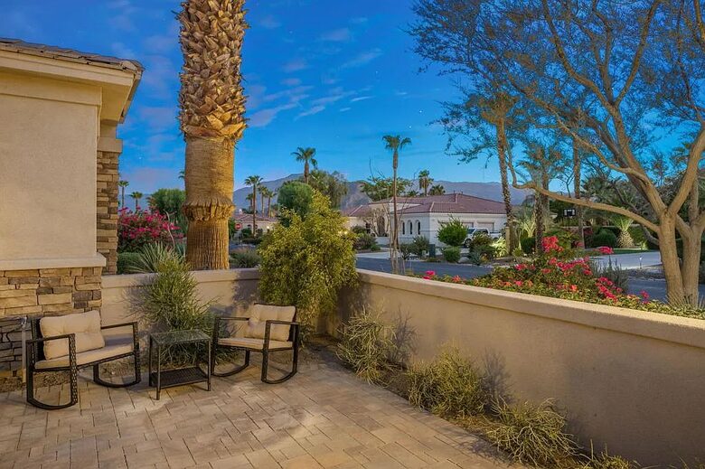 Fun and Easy Indio/La Quinta Oasis in Desert River Estates - Indio, California