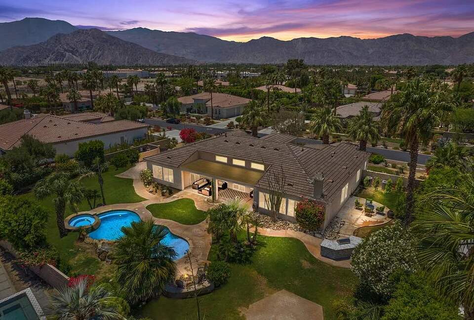 Fun and Easy Indio/La Quinta Oasis in Desert River Estates - Indio, California