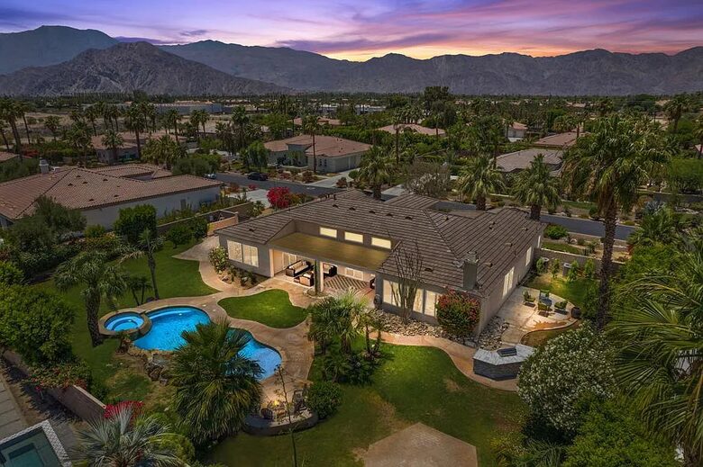 Fun and Easy Indio/La Quinta Oasis in Desert River Estates - Indio, California