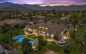 Fun and Easy Indio/La Quinta Oasis in Desert River Estates - Indio, California