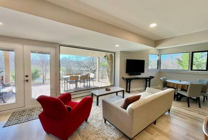 Urban Retreat with Red Rocks Charm - Arvada, Colorado