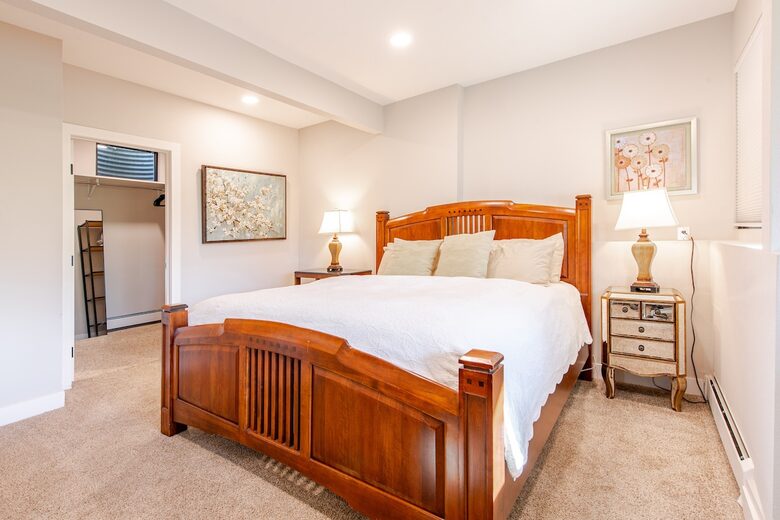 Urban Retreat with Red Rocks Charm - Arvada, Colorado
