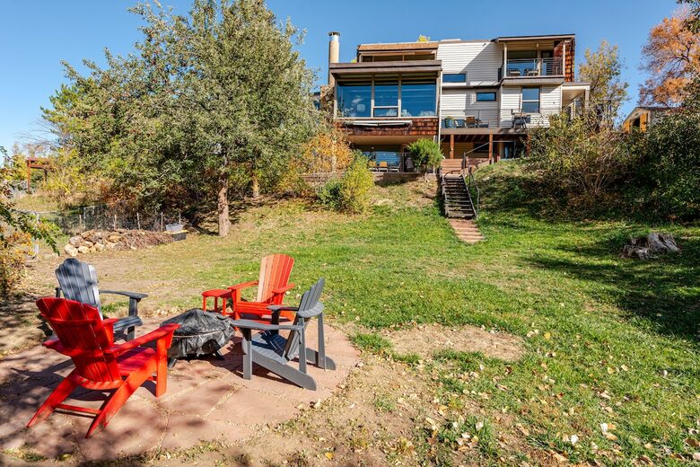 Urban Retreat with Red Rocks Charm - Arvada, Colorado