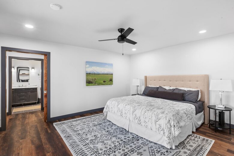 Farmington Countryside Retreat with Private Pond - Farmington, Missouri