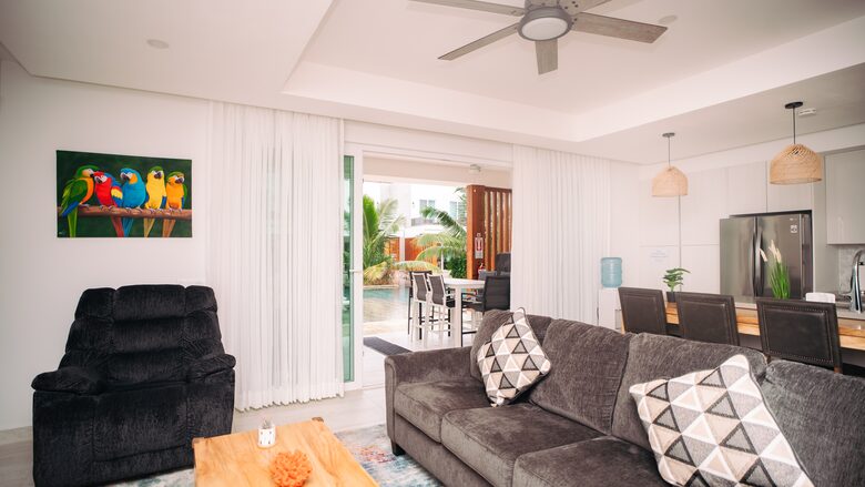 West Bay Roatan Island: Luxury Villa at Caribbean Sea - West Bay, Honduras