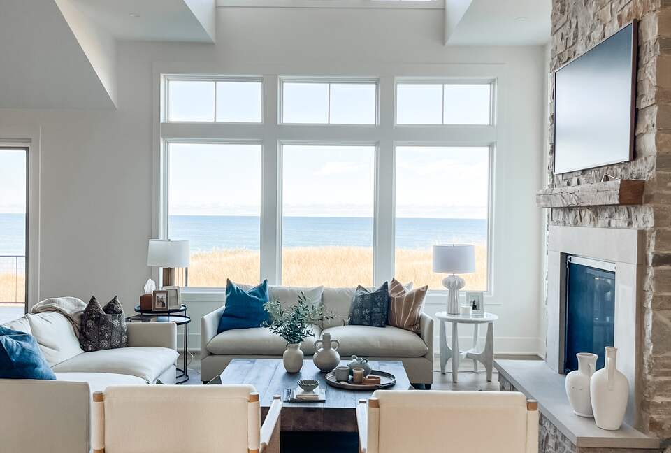 Sunset Haven | Elegant Waterfront Living in Shelby, Michigan - Shelby, Michigan