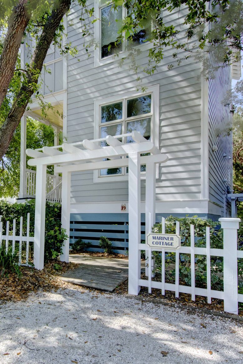 Mariner Coastal Cottage - Saint Simons Island, Georgia