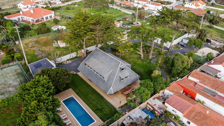 Contemporary Comfort Meets Rustic Charm by the Sea - Praia Da Maca, Colares, Portugal