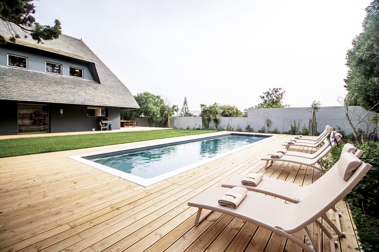 Contemporary Comfort Meets Rustic Charm by the Sea - Praia Da Maca, Colares, Portugal
