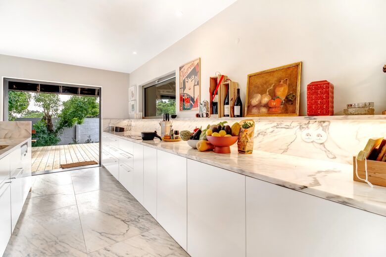 Contemporary Comfort Meets Rustic Charm by the Sea - Praia Da Maca, Colares, Portugal