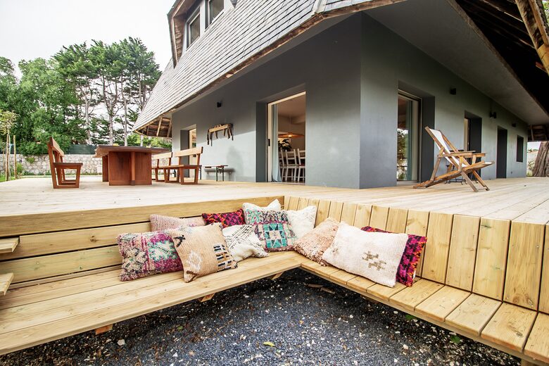 Contemporary Comfort Meets Rustic Charm by the Sea - Praia Da Maca, Colares, Portugal