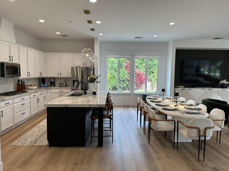 Fun and Easy Indio/La Quinta Oasis in Desert River Estates - Indio, California