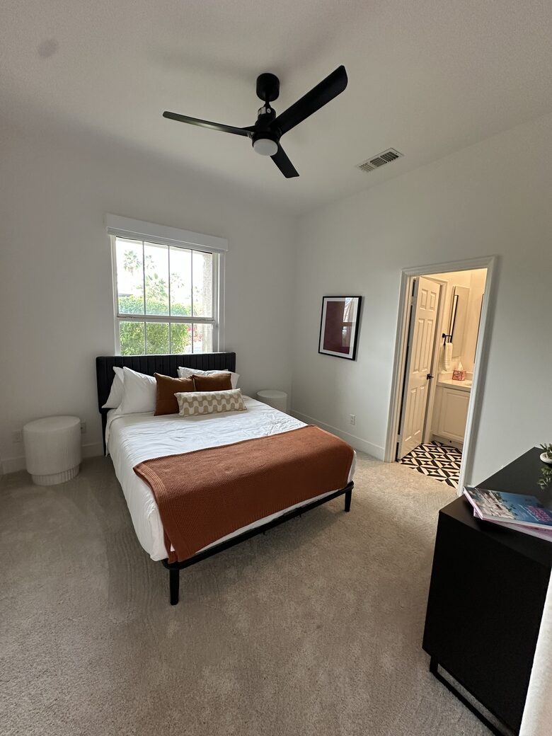 Fun and Easy Indio/La Quinta Oasis in Desert River Estates - Indio, California