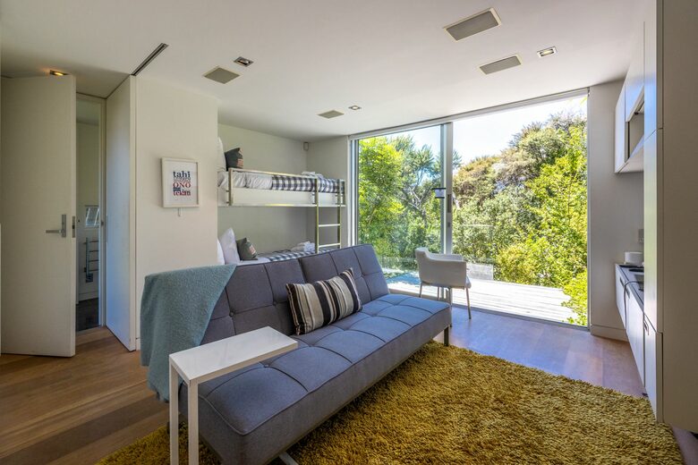 Ten Tawa - Oneroa, Waiheke Island, New Zealand
