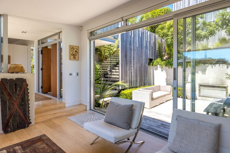 Ten Tawa - Oneroa, Waiheke Island, New Zealand