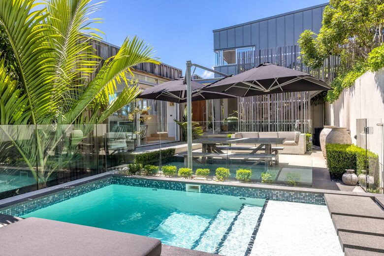 Ten Tawa - Oneroa, Waiheke Island, New Zealand