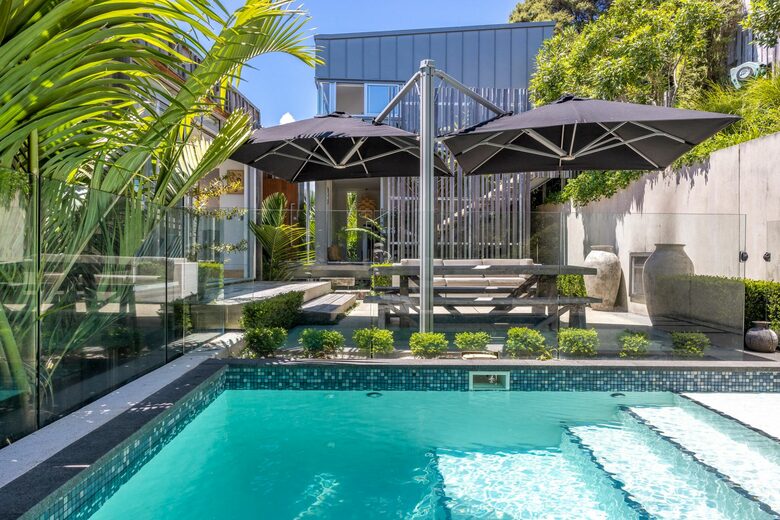 Ten Tawa - Oneroa, Waiheke Island, New Zealand