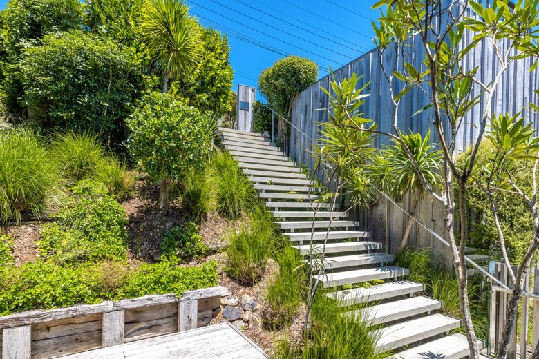 Ten Tawa - Oneroa, Waiheke Island, New Zealand