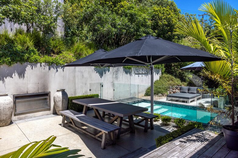 Ten Tawa - Oneroa, Waiheke Island, New Zealand