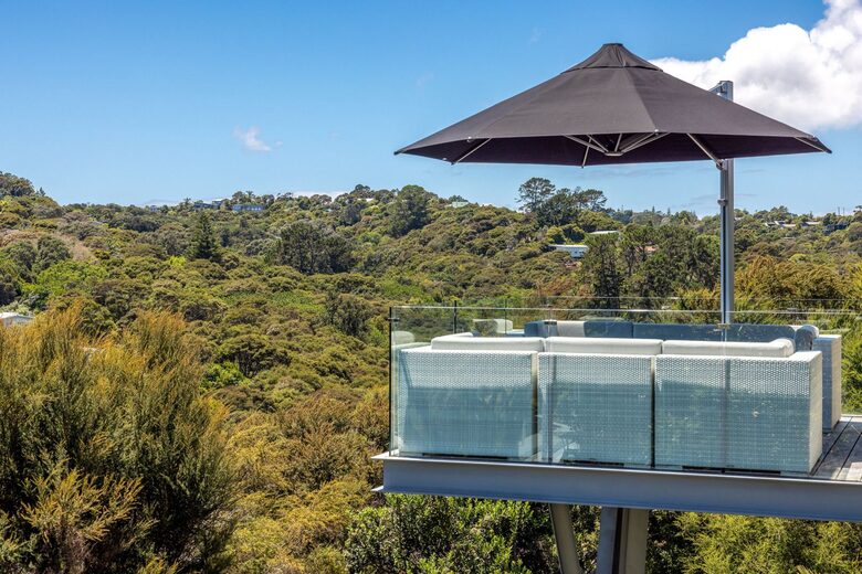 Ten Tawa - Oneroa, Waiheke Island, New Zealand