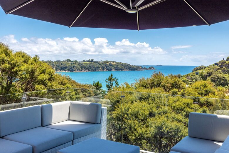 Ten Tawa - Oneroa, Waiheke Island, New Zealand