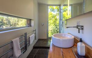 Ten Tawa - Oneroa, Waiheke Island, New Zealand