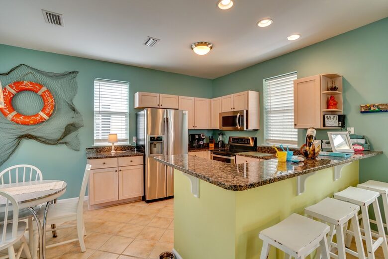Family Tides Bungalow - Santa Rosa Beach, Florida