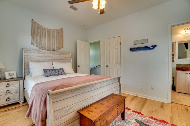 Family Tides Bungalow - Santa Rosa Beach, Florida
