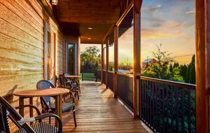 Wisconsin Hillside Lodge - Baraboo, Wisconsin