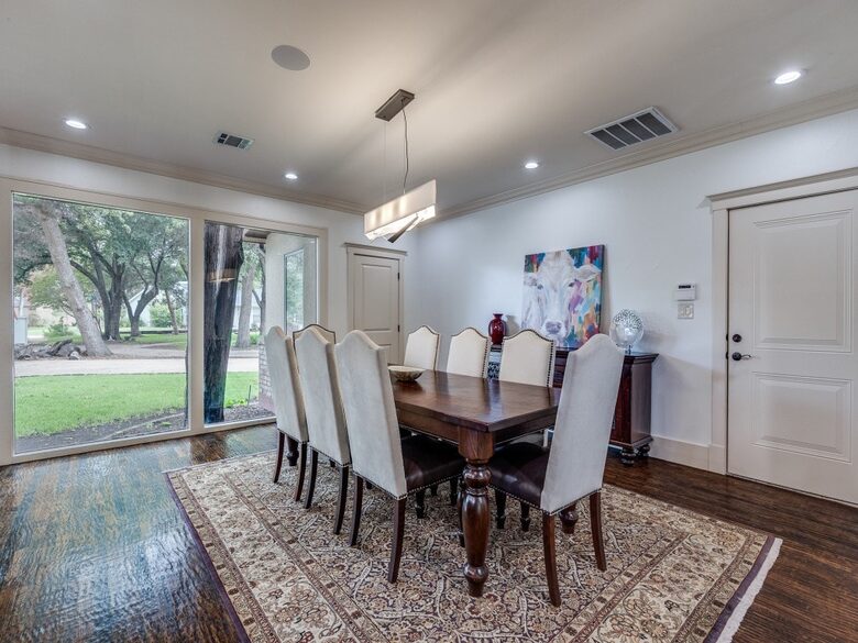 Expansive Dallas Retreat with Outdoor Paradise - Irving, Texas