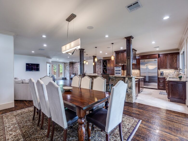 Expansive Dallas Retreat with Outdoor Paradise - Irving, Texas