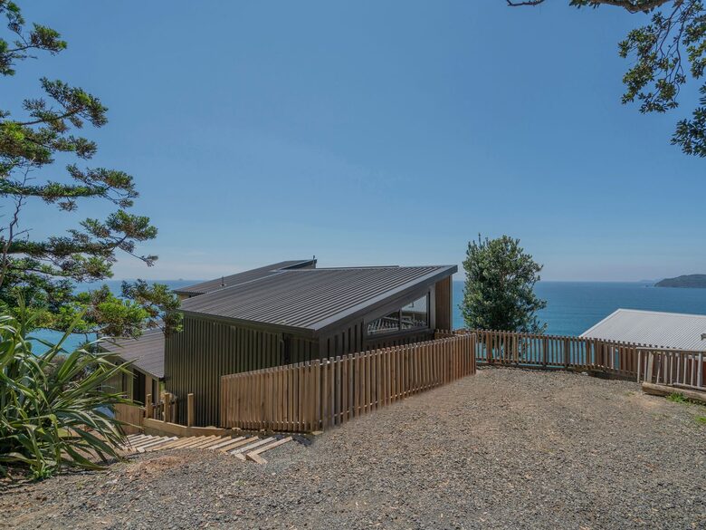 Purepure | Tairua Holiday Home - Tairua, New Zealand