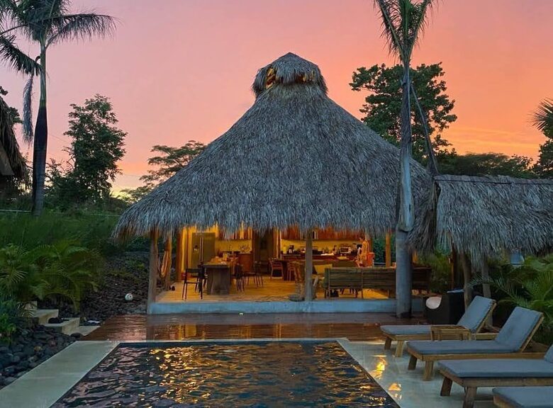 Casa Uluwatu | Lovely Walk to Beach - Playa Avellana, Costa Rica