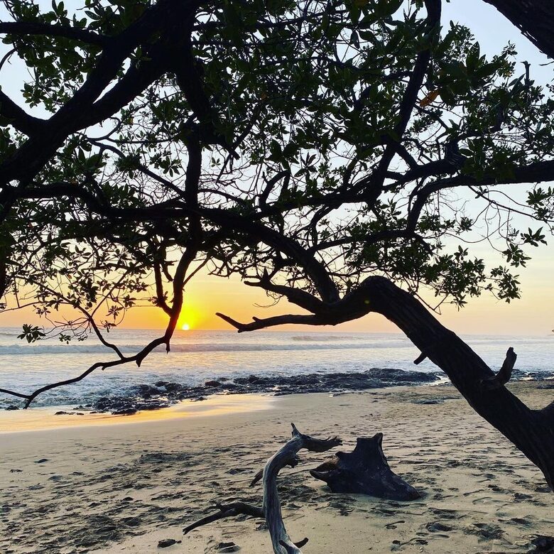 Casa Uluwatu | Lovely Walk to Beach - Playa Avellana, Costa Rica