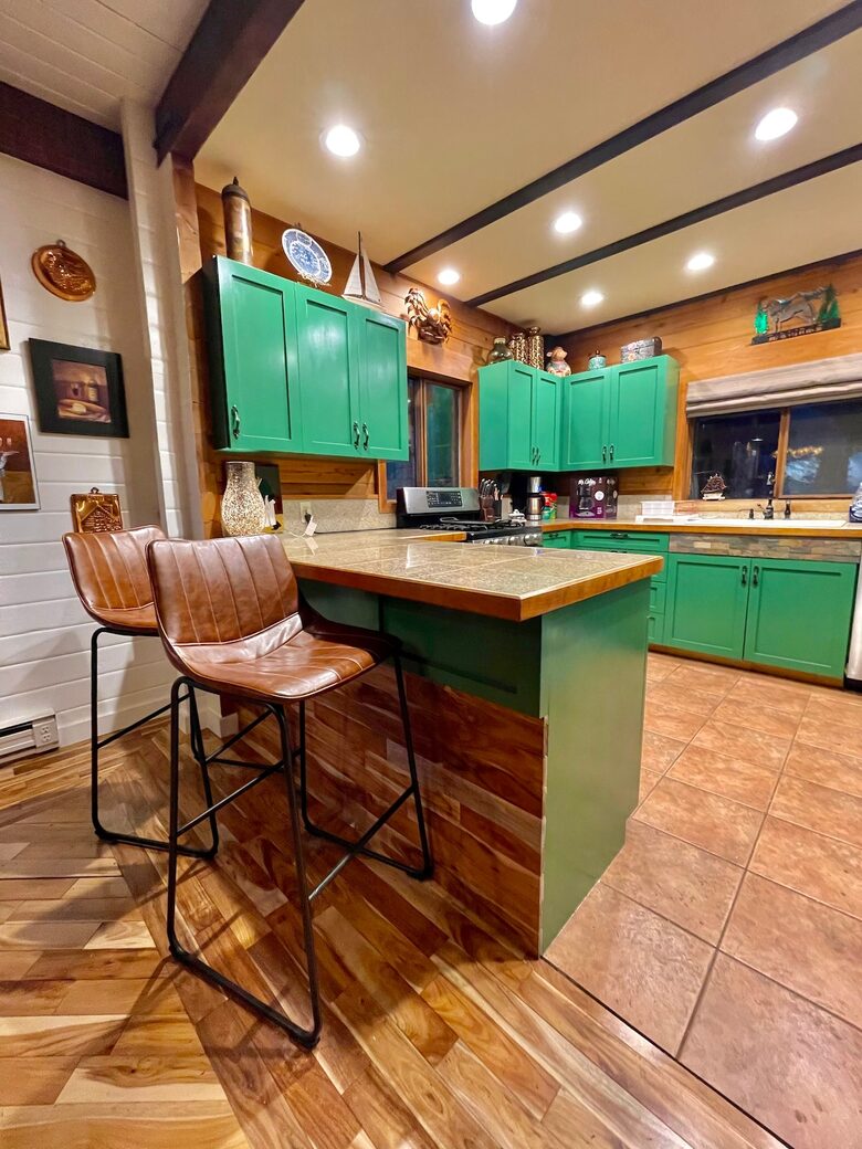 Huge Cabin with Best View on Orcas - Eastsound, Washington