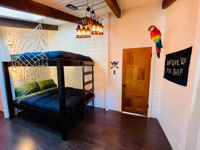 Huge Cabin with Best View on Orcas - Eastsound, Washington