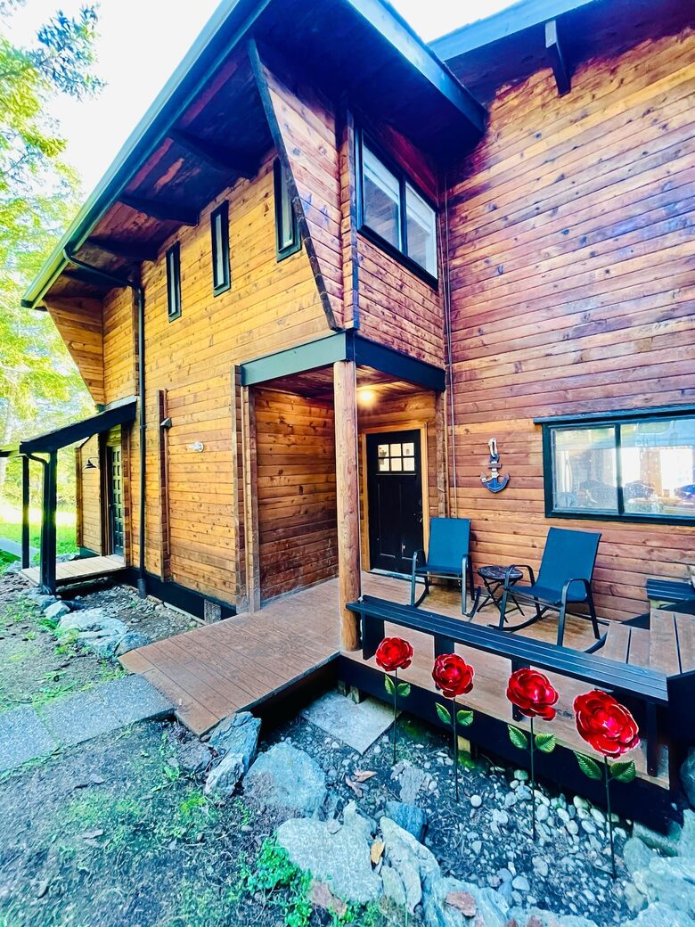 Huge Cabin with Best View on Orcas - Eastsound, Washington