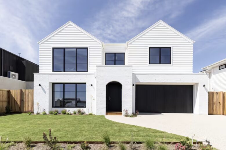 New Luxury Beach House | Huge North Facing Deck/Yard - Point Lonsdale, Australia