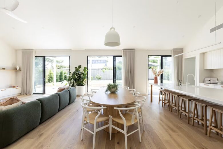 New Luxury Beach House | Huge North Facing Deck/Yard - Point Lonsdale, Australia