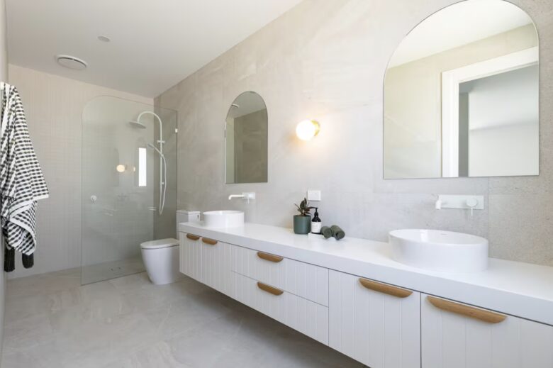 New Luxury Beach House | Huge North Facing Deck/Yard - Point Lonsdale, Australia