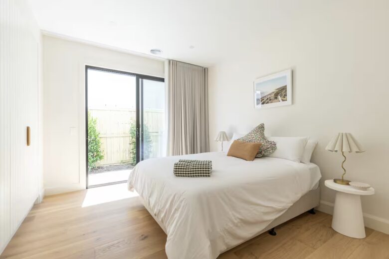 New Luxury Beach House | Huge North Facing Deck/Yard - Point Lonsdale, Australia