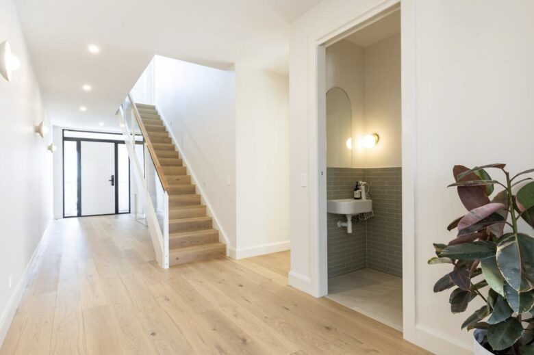 New Luxury Beach House | Huge North Facing Deck/Yard - Point Lonsdale, Australia