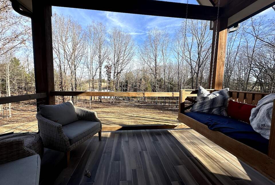 Entertaining Home with Private Lake in Oxford - Oxford, Mississippi