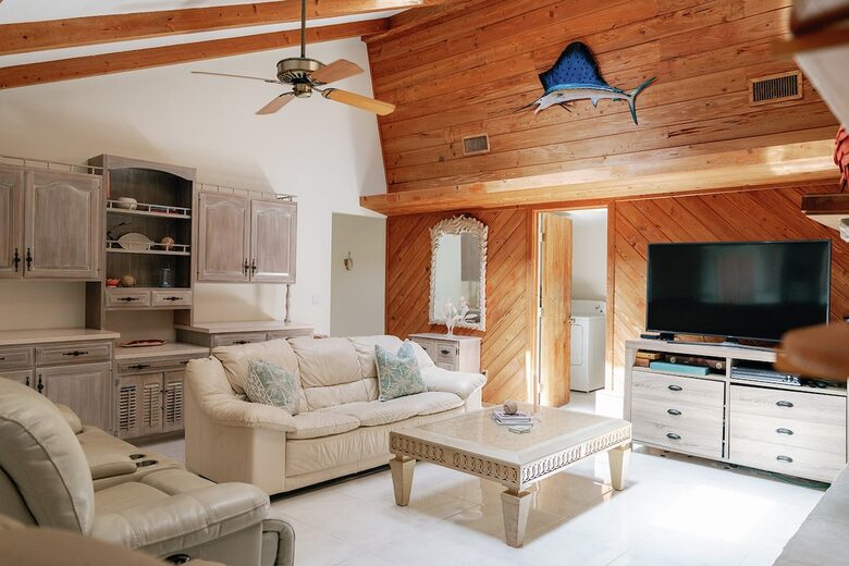 Anglers Cove Casita | Heated Pool, Walk to Ocean - Vero Beach, Florida