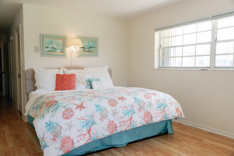 Anglers Cove Casita | Heated Pool, Walk to Ocean - Vero Beach, Florida